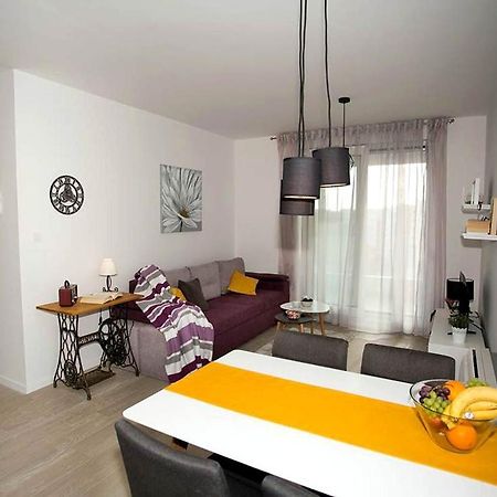 Apartment Sweet Daisy With Parking Задар Экстерьер фото